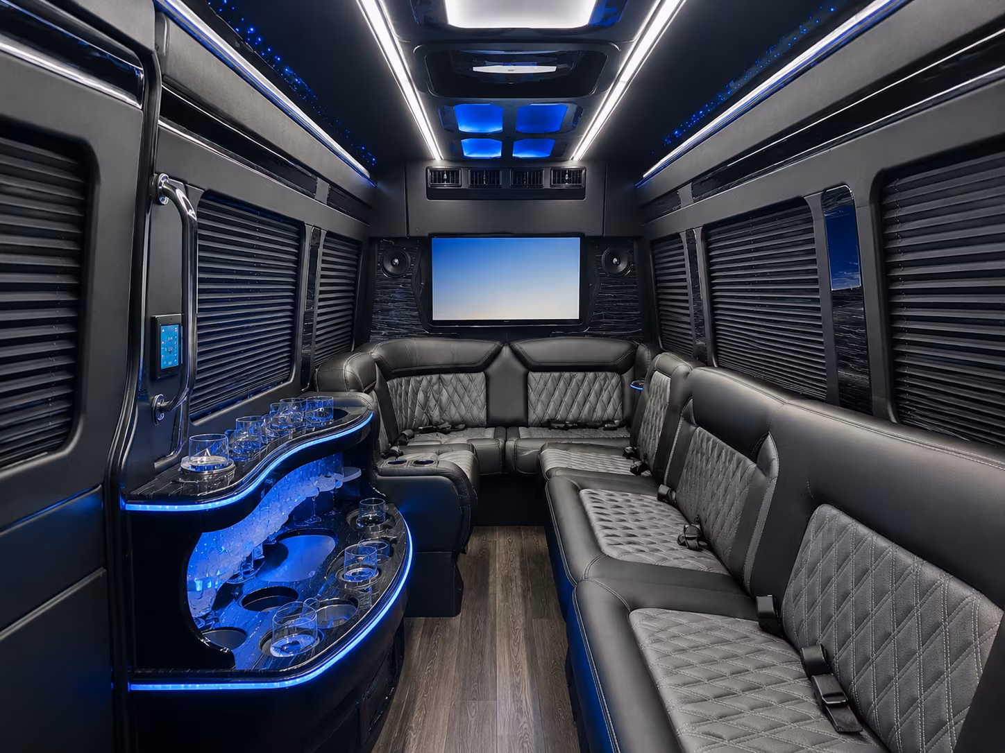 finding wine tour transportation for corporate groups in columbia
