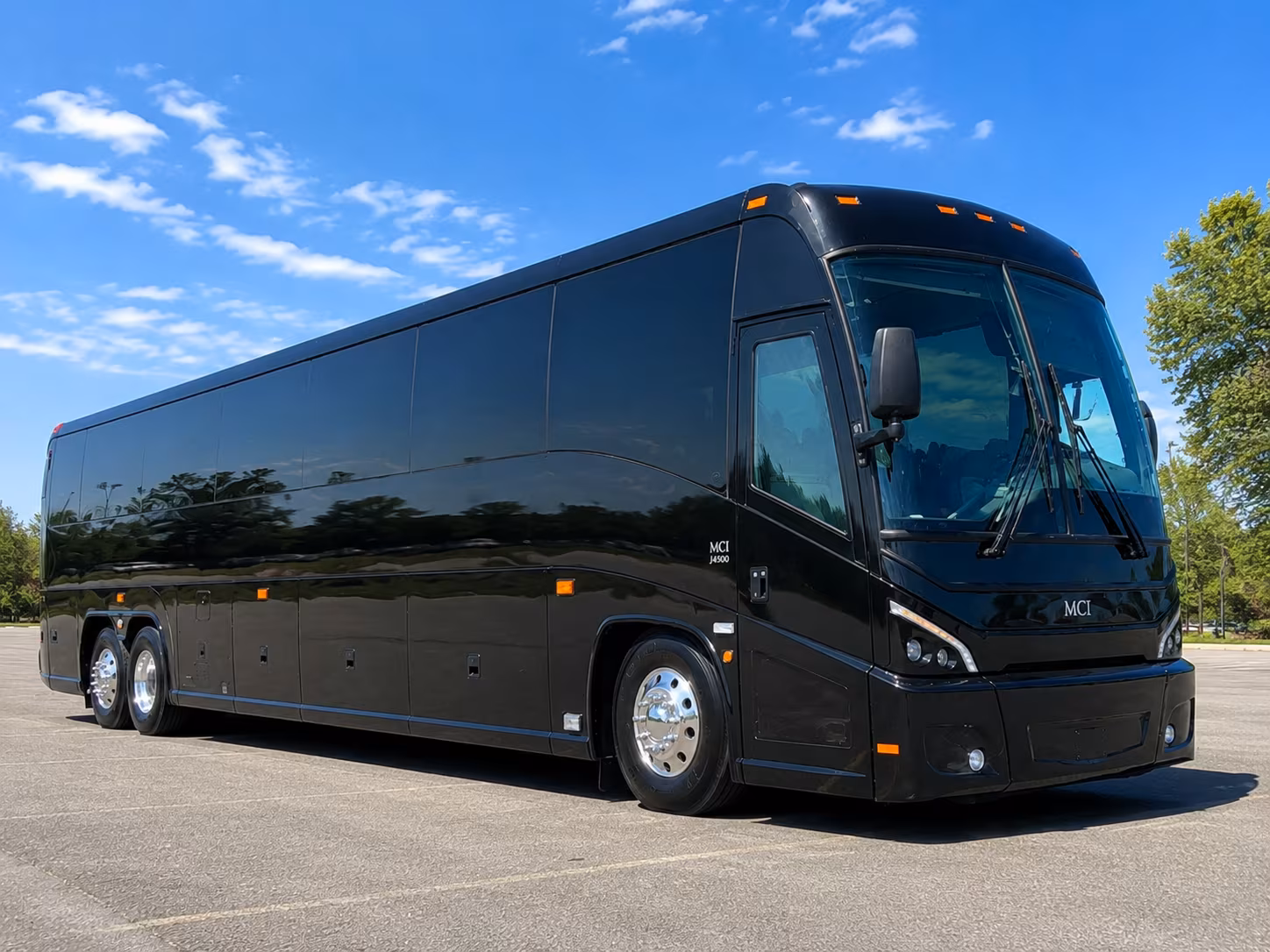 the right bus for tight streets at the lace house separk mansion and campus area venues